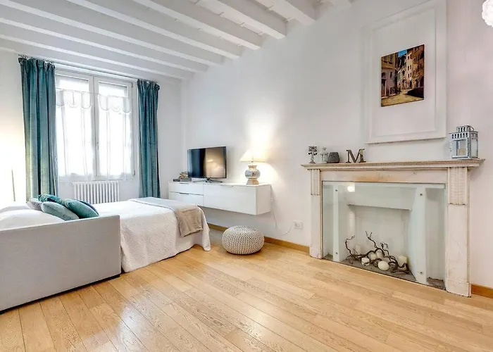 Santa Croce Loft Di Design Floransa